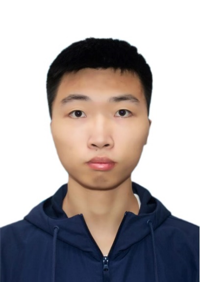 男孩在微笑
描述已自动生成