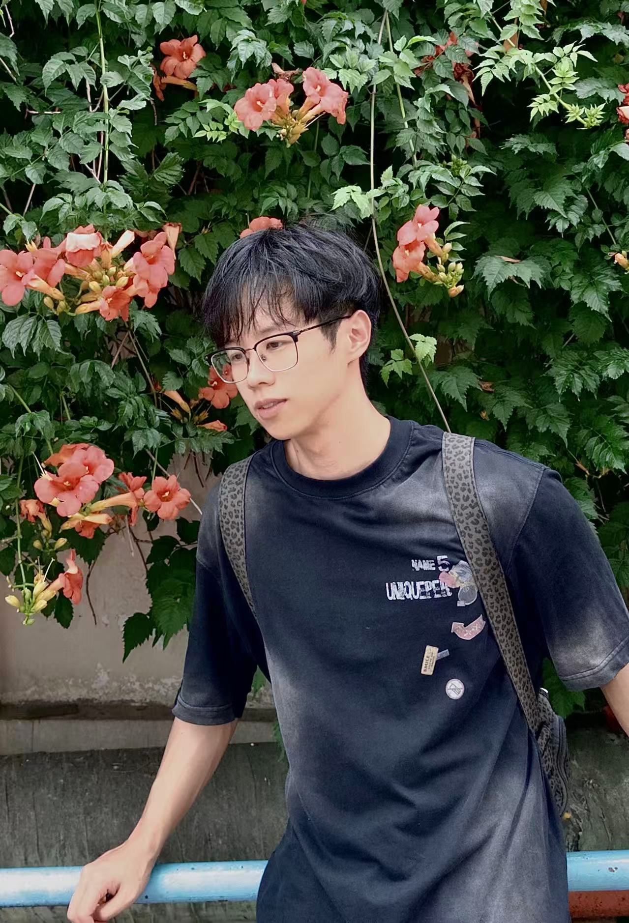徐嘉宇.jpg 徐嘉宇.jpg