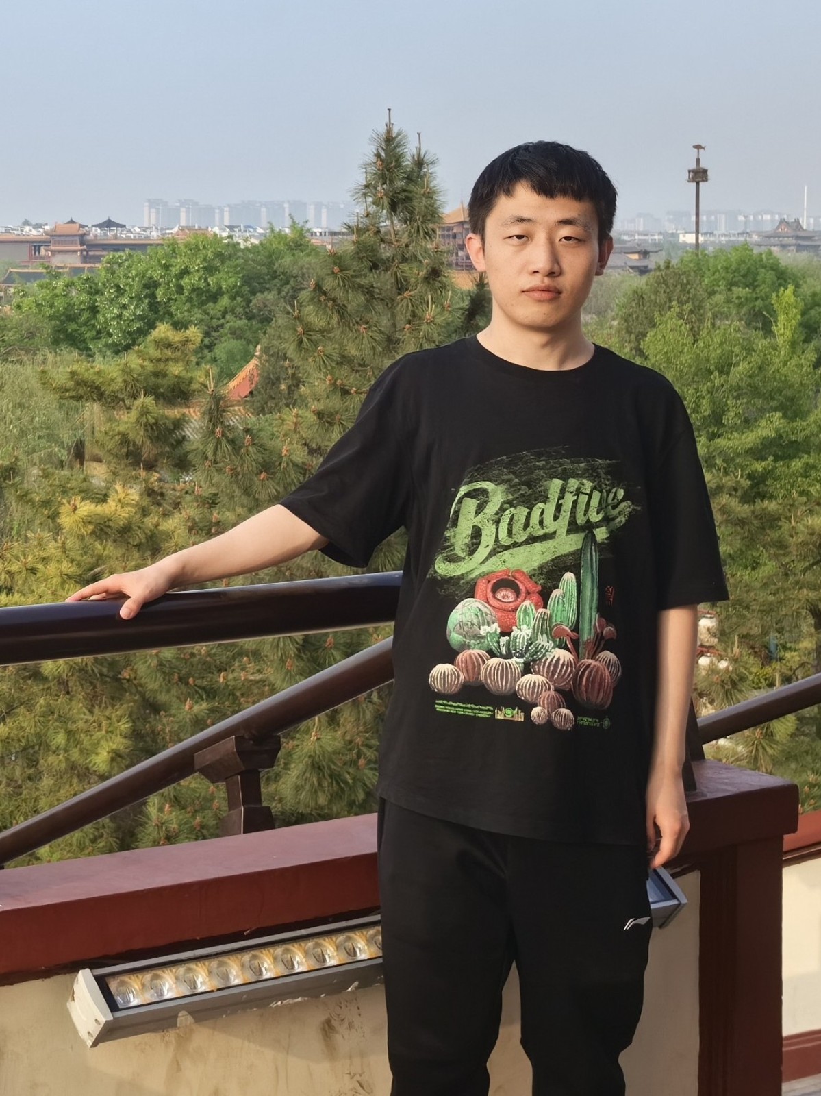 温泽宇.jpg