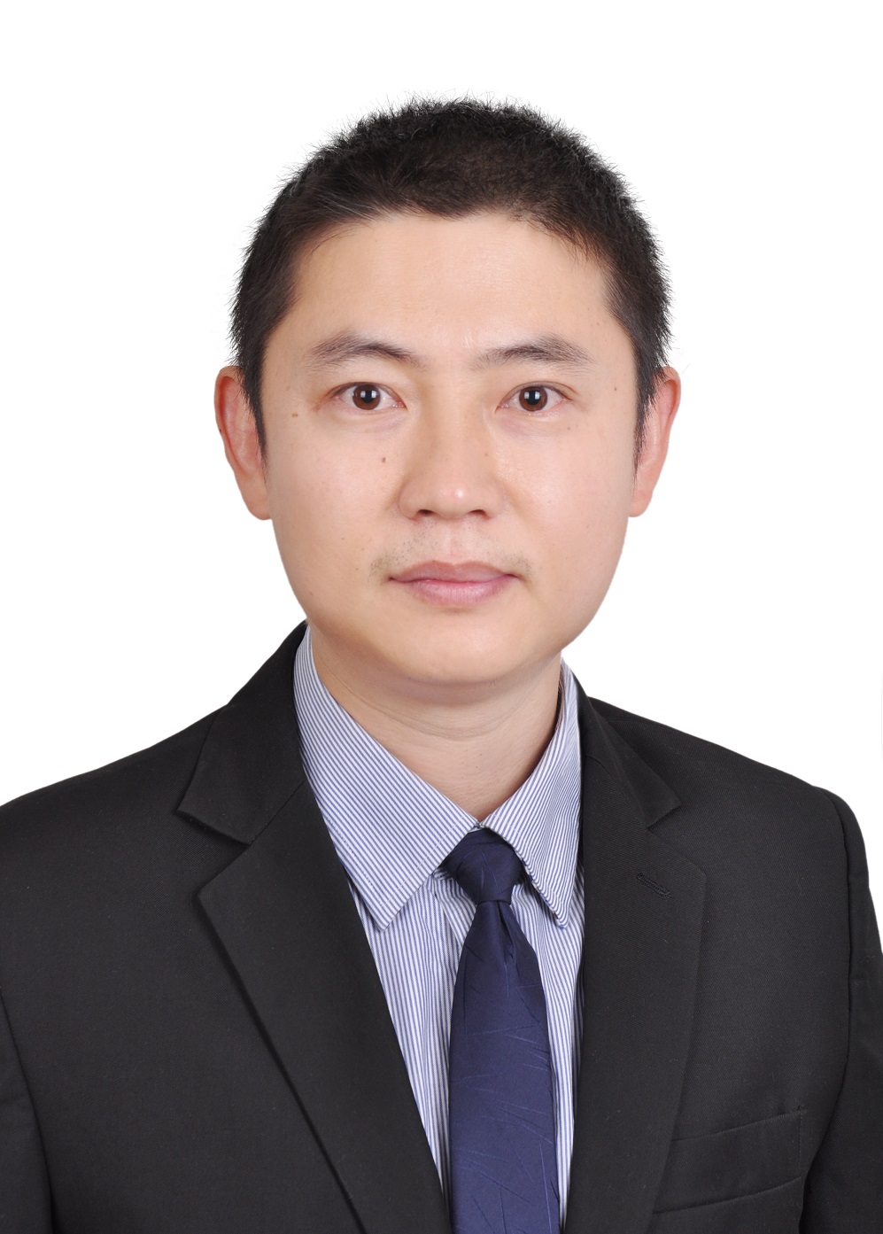李群 教授