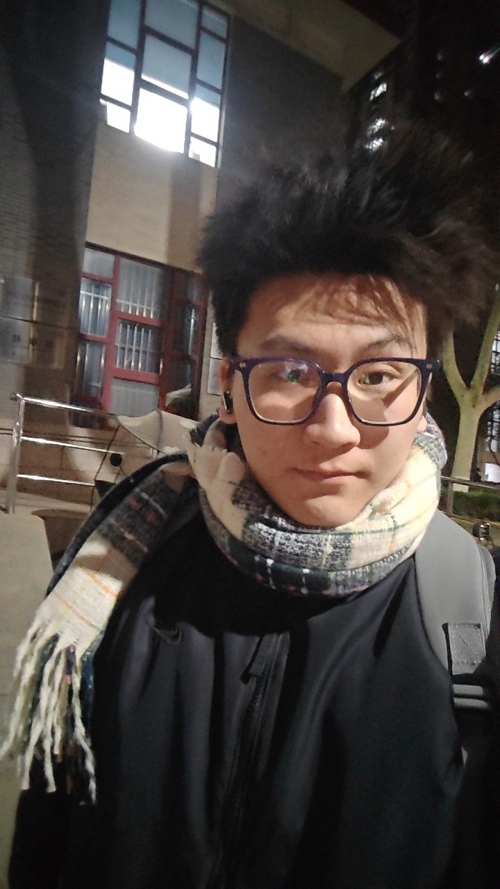 常铭轩.jpg
