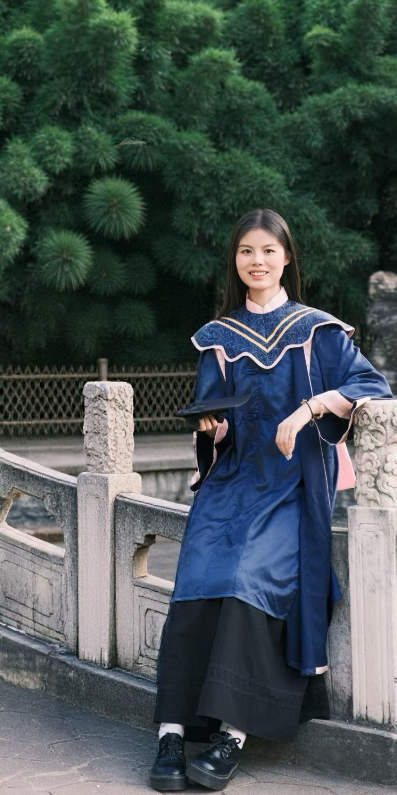 孙丽玲 （学位服照片）.jpg