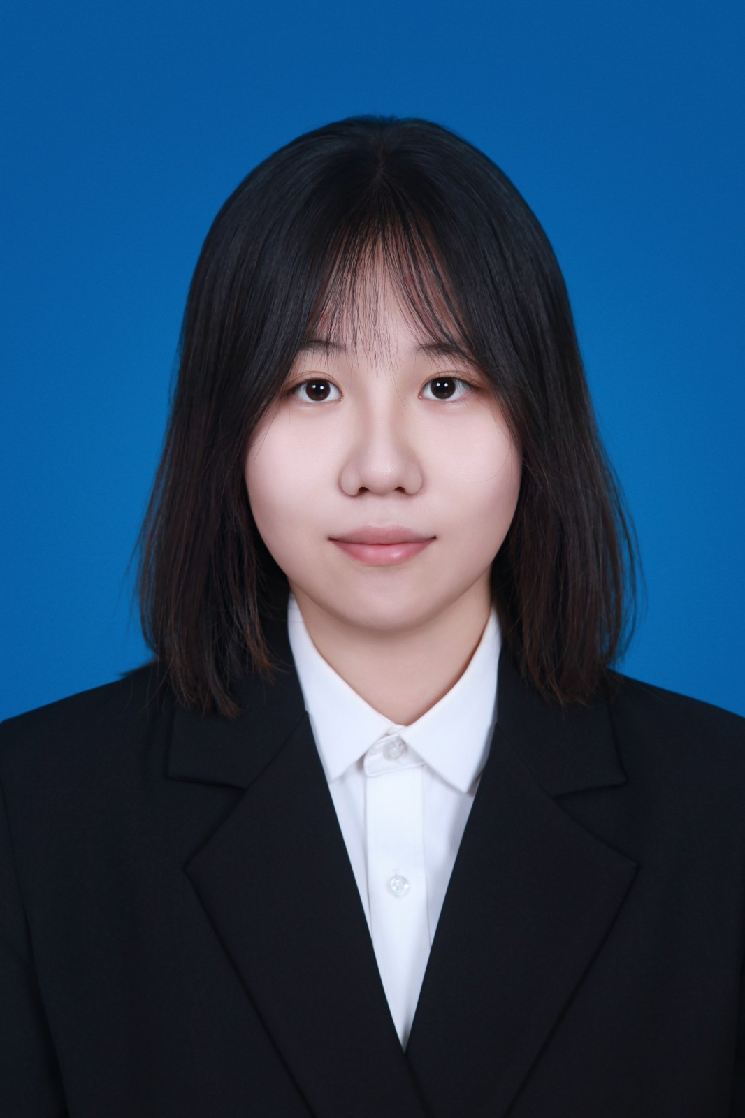 XYF_证件照.jpg
