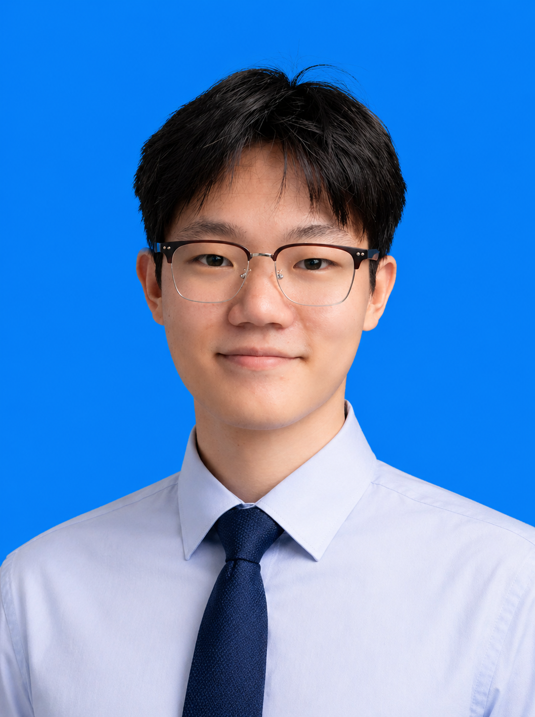 何振宇.png