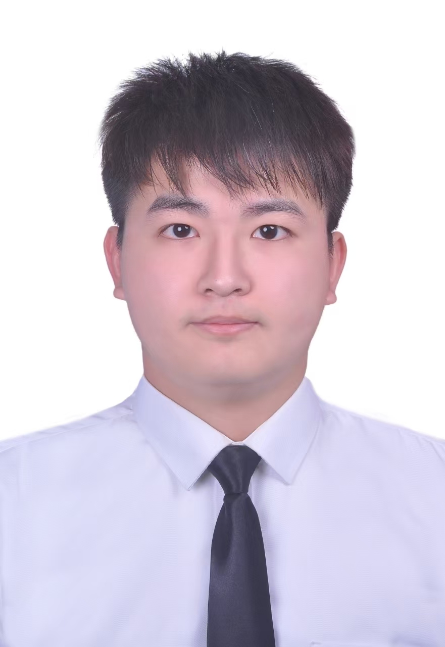 李春久 (1) (1).jpg