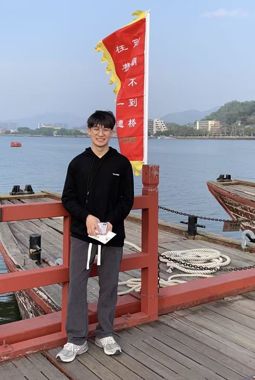 李力.jpg