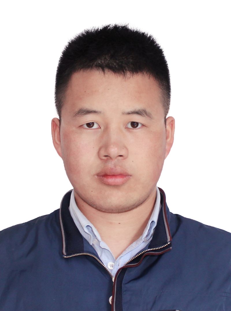 杨卓.jpg