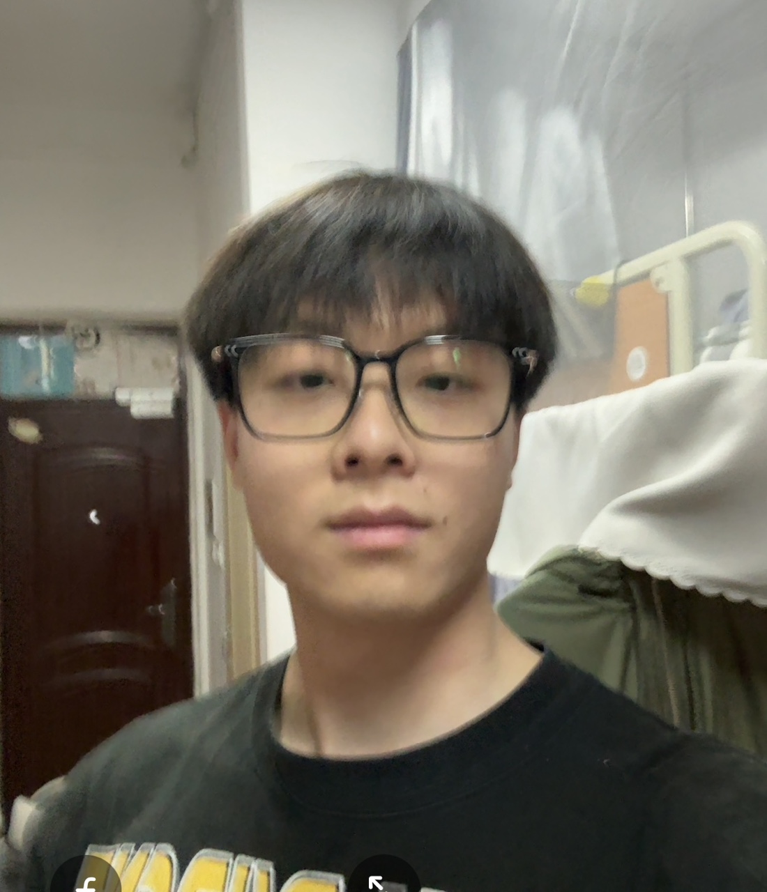 伍岳衡.jpg