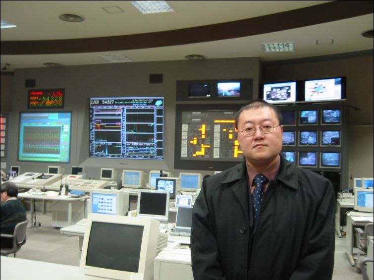 2004年访问日本NIFS-NIMS.jpg