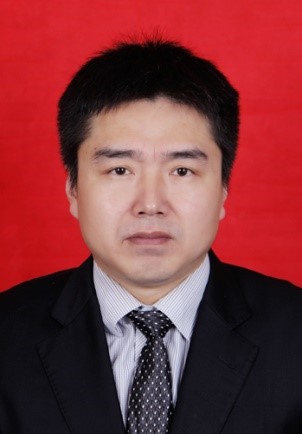 敬老师照片.jpg 敬老师照片.jpg