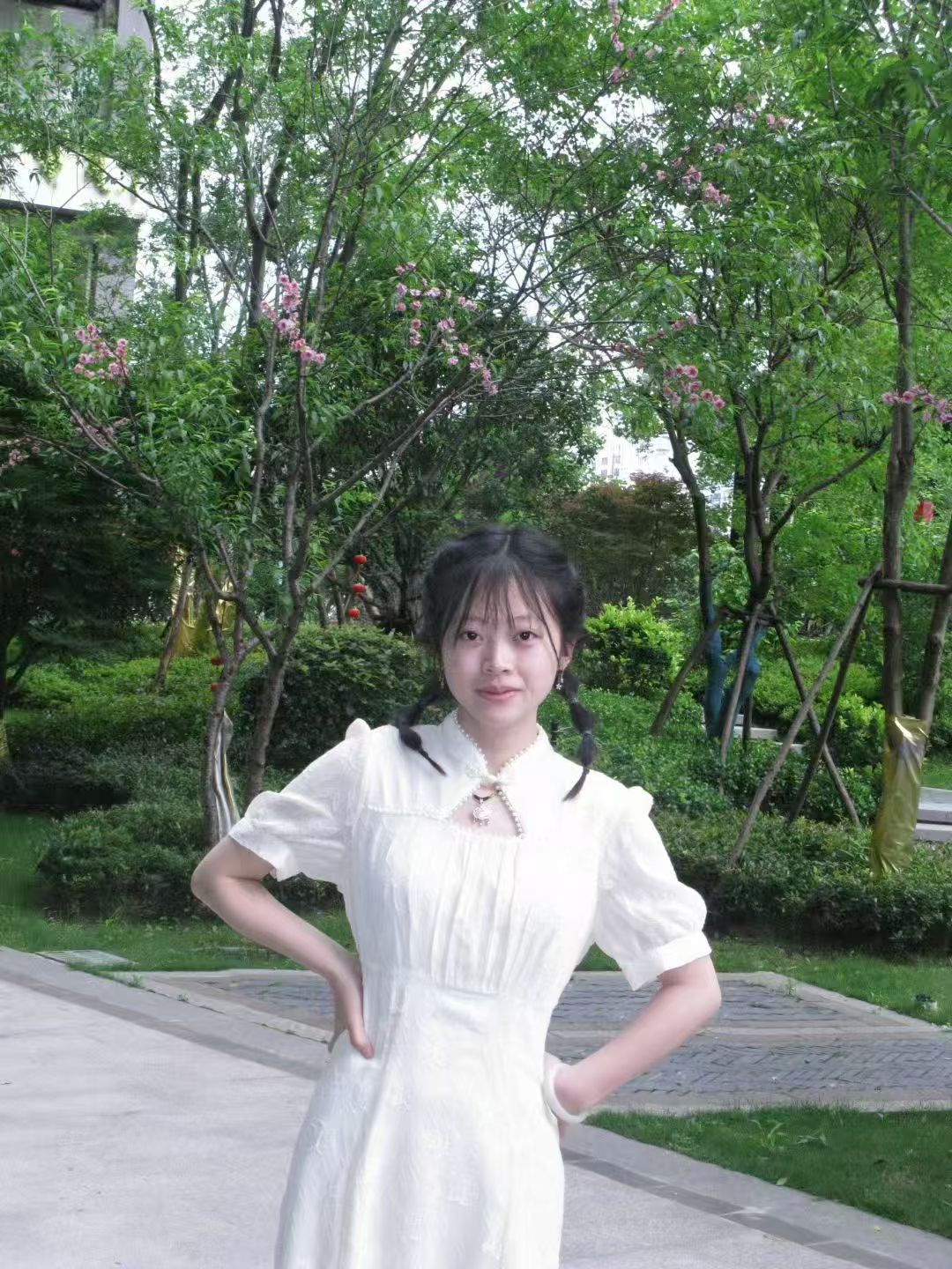 王子凝 (2).jpg