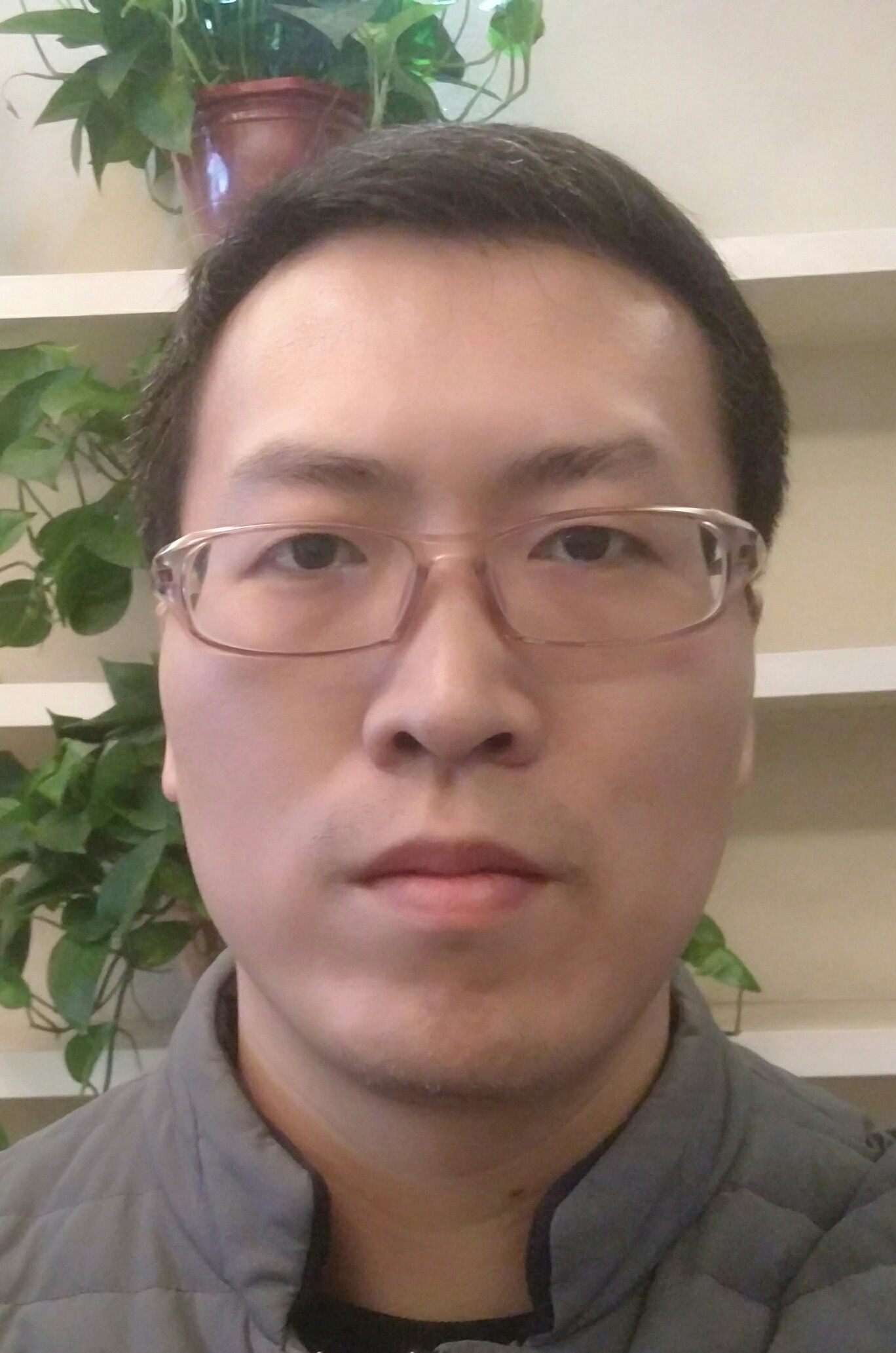 李亚男