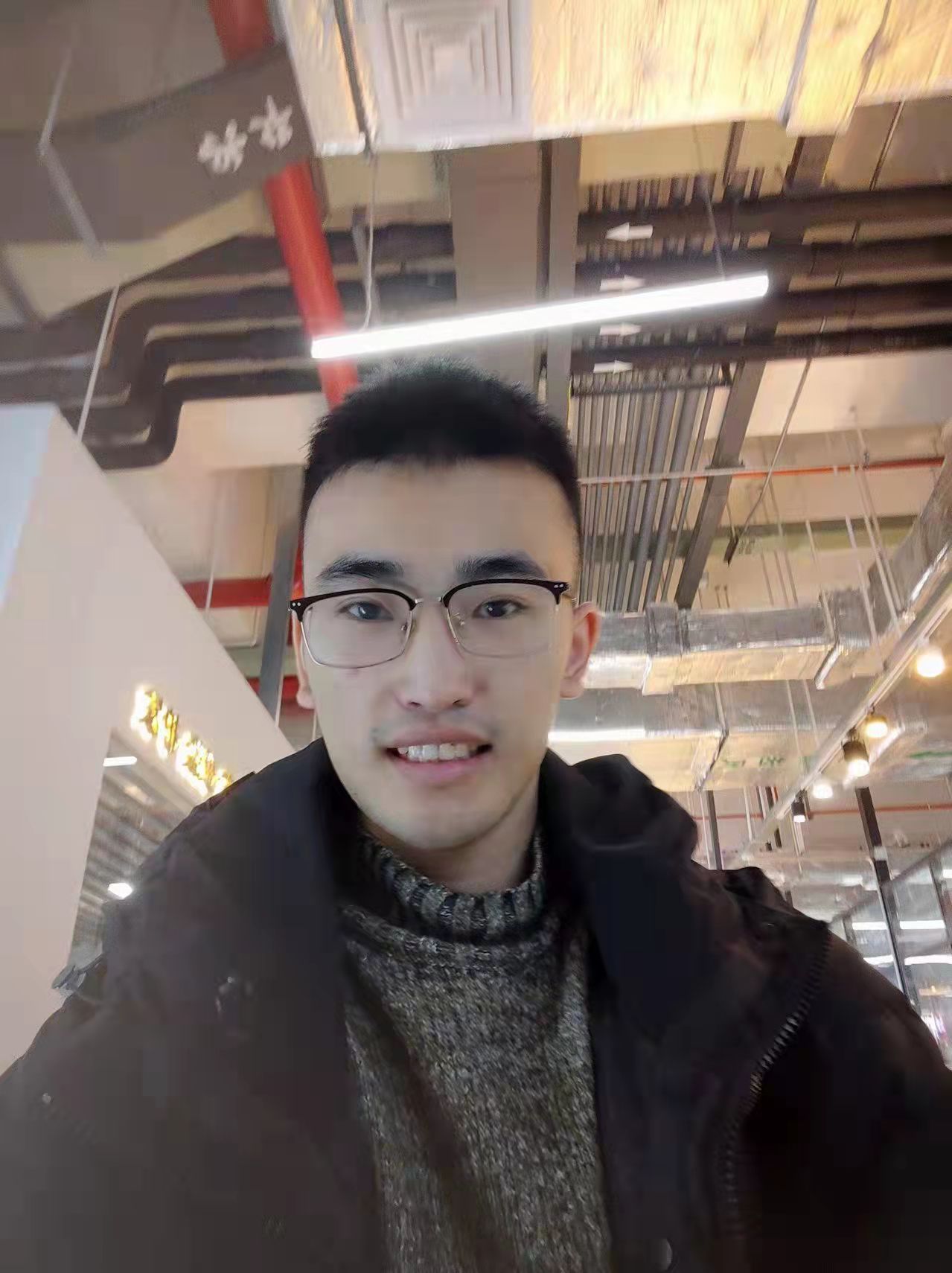 李 磊.jpg