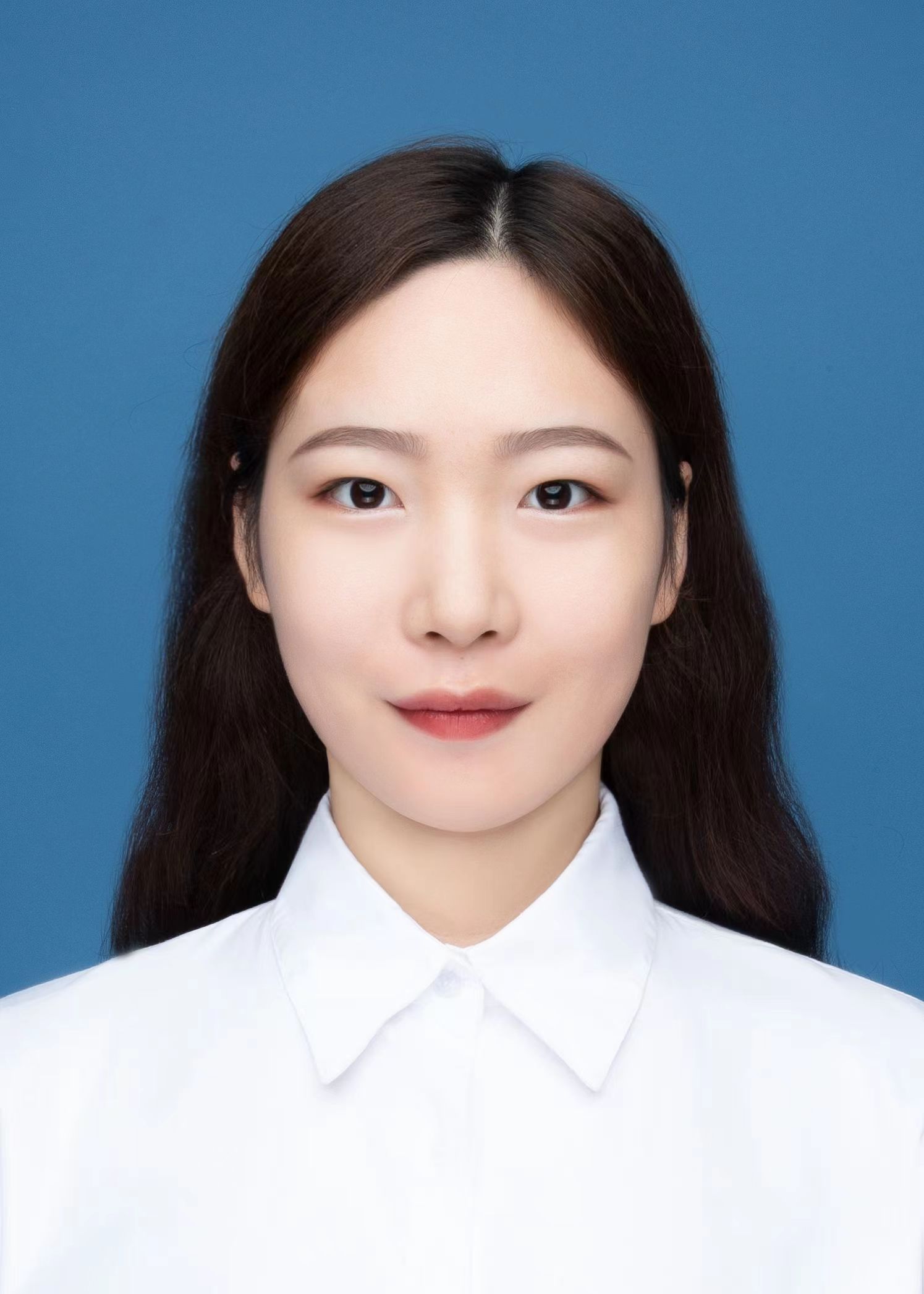 吕璐璐.jpg
