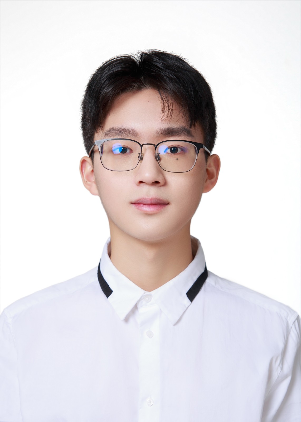 张杰.jpg